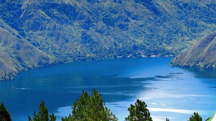 Fakta Tentang Danau Toba - Danau Terbesar Di Asia Tenggara